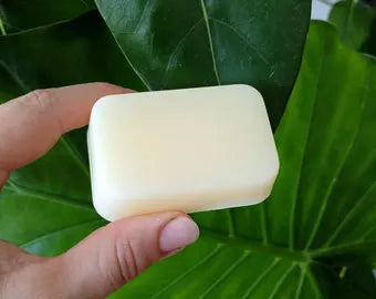 Moisturing soap